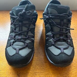 Merrell Waterproof Hiking Shoe size 9.5 Wide